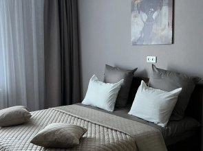 Uyutnaya I Stilnaya V Tsentre Flat