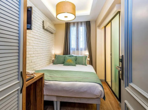 Отель Interstar