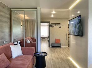 Апартаменты Стильные с Панорамным Видом