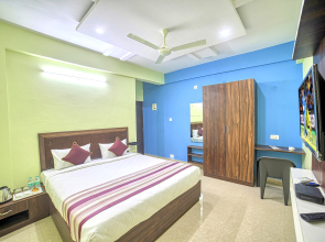 Red Key Bangalore Airport Hotel