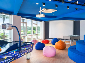 Курортный отель JA The Resort - JA Beach hotel