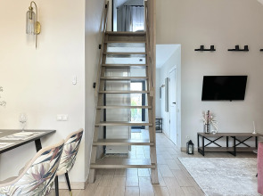 Частный Дом Барнхаус №2 на 10 гостей, с дровяной баней и горячим чаном