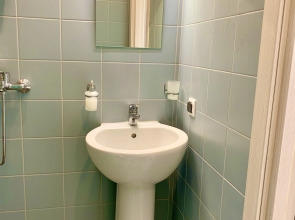 Апартаменты улица Лётчика Ульянина 75.2