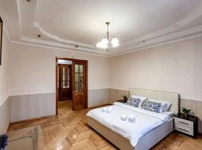 Апартаменты на Куйбышева Ирины Савельевой в центре курортного бульвара