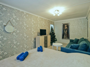 Апартаменты Двухкомнатная квартира в центре