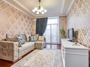 Апартаменты Карла Маркса 8