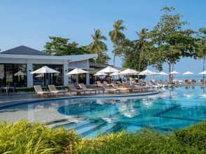 Курортный отель ROYAL YAO YAI ISLAND BEACH RESORT