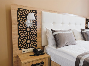 Отель Дона Исаева