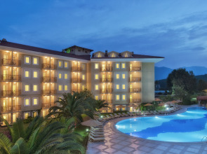 Отель Akka Claros