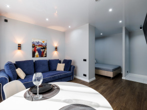 Квартира На Дмитрия Ульянова 16