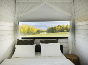 Dom y reki Belye Klyuchi Guest House
