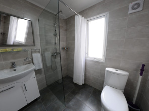 Отель Cross Resort