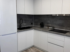 1-к. квартира на Базарной площади с видом на пруд, 30 м², 22 этаж