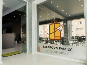 Хостел Safarov's Family Hostel