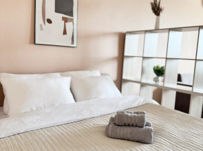 Квартира Светлая с Новым Ремонтом и Кондиционером в Центре у Метро