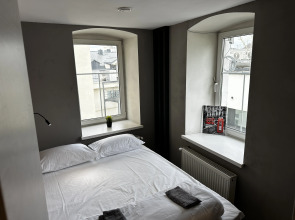 Отель SHELTERZ Три вокзала