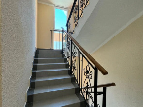 Апартаменты на Римской 5