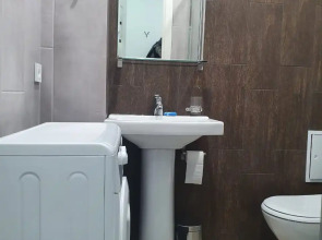 Апартаменты на Пархоменко 2  (305)