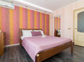 Апартаменты двухкомнатные с видом на Волгу на ул.К.Маркса 44, м.Стрелка. Сова-Дом