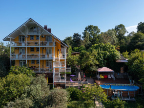 Гостевой дом Желтый