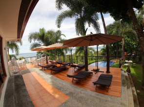 By Ecohotel Villa