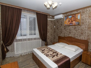 Отель Korona
