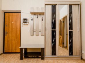 Апартаменты на Промышленной 9/1 B-Flats