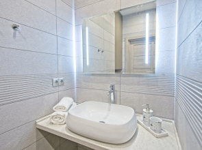 Апартаменты с Балконом Elite Apartments