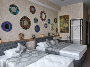 Отель July Hotel