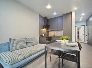 Апартаменты на улице Макаенка 12Г-x16