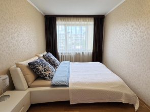 Квартира Трехкомнатная на 9 Апреля