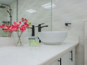 Apartments Marco Polo - 1BR with Marina Views Near Metro & Marina Mall