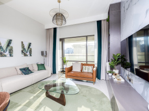 Апартаменты Сozy 1BR at Vida Residences Creek Beach