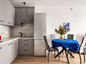 Квартира Гуашь Художника с видом на город