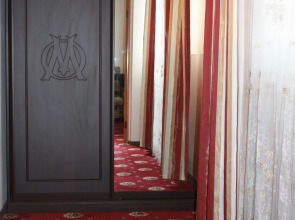 Отель Максимус