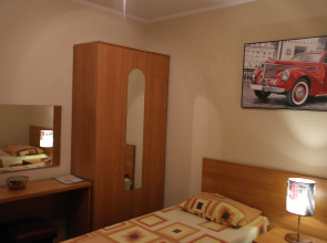 Отель Дронго