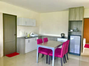 Апартаменты R-Con Wongamat