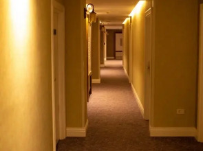 Отель Parkway Inn Hotel & Spa