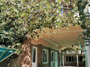 Мини-отель Гостиница Домик в Гаграх