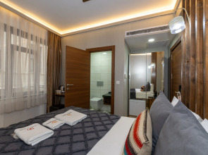 Отель Double DD