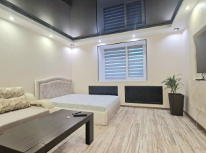Dvukhkomnatnaya V Tsentre Goroda Flat