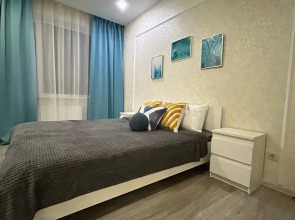 Апартаменты Голубое небо на Шоссейной, Yana Apart