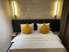 Отель Twelve Inn