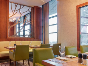 Отель Ренессанс Минск Конгресс и СПА Центр