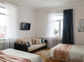 Апартаменты с Видом на Садовую