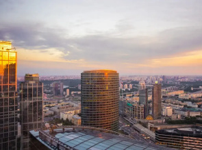 Romantic apart on 71 floor