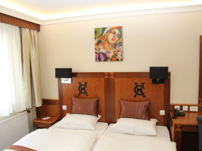 Hotel Carlton Hotel Buda Castle