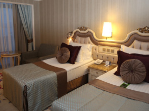 Отель Merit Crystal Cove Casino & SPA