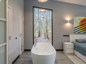 Отель Шепот