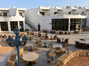 Turquoise Beach Hotel